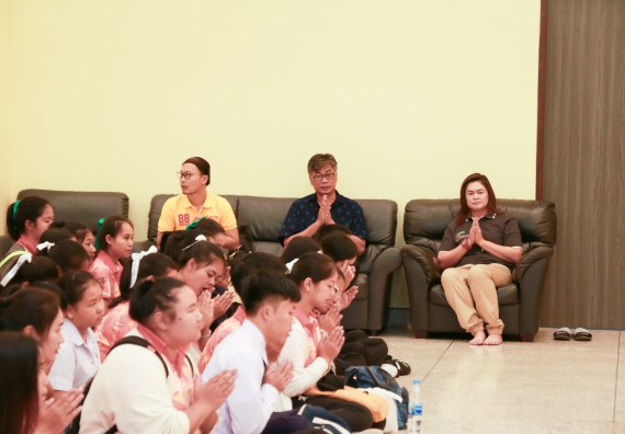 ภาพกิจกรรม สโมสรนักศึกษาคณะวิทยาศาสตร์และเทคโนโลยี จัดกิจกรรมทำบุญคณะวิทยาศาสตร์และเทคโนโลยี ประจำปี 2561