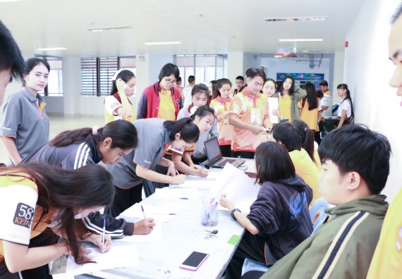 ภาพกิจกรรม สโมสรนักศึกษาคณะวิทยาศาสตร์และเทคโนโลยี จัดกิจกรรมทำบุญคณะวิทยาศาสตร์และเทคโนโลยี ประจำปี 2561