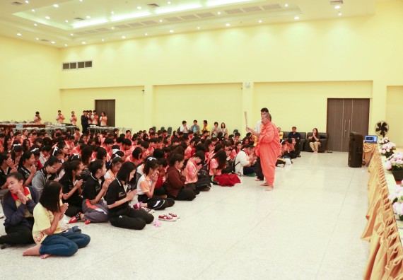 ภาพกิจกรรม สโมสรนักศึกษาคณะวิทยาศาสตร์และเทคโนโลยี จัดกิจกรรมทำบุญคณะวิทยาศาสตร์และเทคโนโลยี ประจำปี 2561