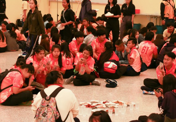 ภาพกิจกรรม สโมสรนักศึกษาคณะวิทยาศาสตร์และเทคโนโลยี จัดกิจกรรมทำบุญคณะวิทยาศาสตร์และเทคโนโลยี ประจำปี 2561