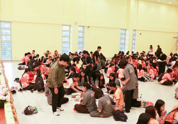 ภาพกิจกรรม สโมสรนักศึกษาคณะวิทยาศาสตร์และเทคโนโลยี จัดกิจกรรมทำบุญคณะวิทยาศาสตร์และเทคโนโลยี ประจำปี 2561