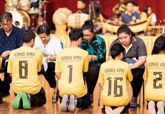 ภาพกิจกรรม สโมสรนักศึกษาคณะวิทยาศาสตร์และเทคโนโลยี จัด กิจกรรมบายศรีสู่ขวัญคณะวิทยาศาสตร์และเทคโนโลยี ประจำปี 2561