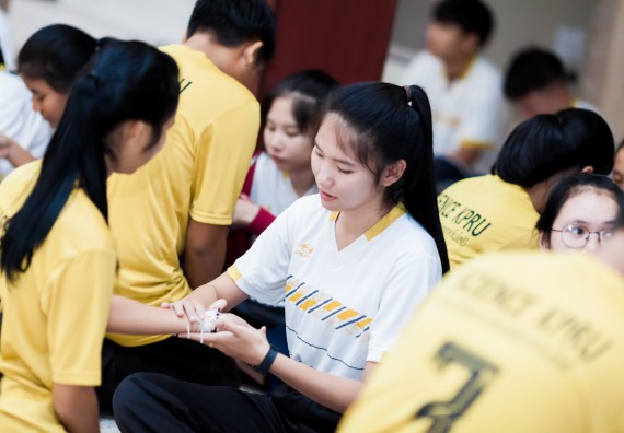 ภาพกิจกรรม สโมสรนักศึกษาคณะวิทยาศาสตร์และเทคโนโลยี จัด กิจกรรมบายศรีสู่ขวัญคณะวิทยาศาสตร์และเทคโนโลยี ประจำปี 2561