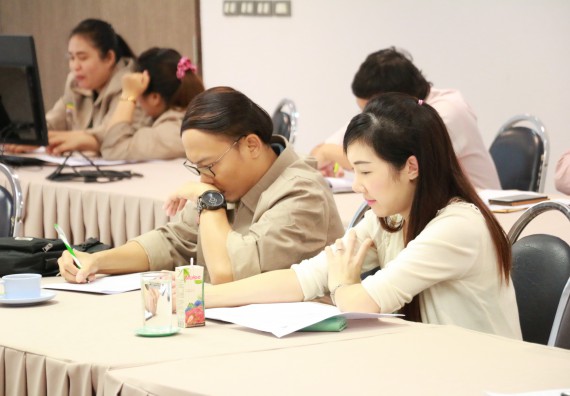 ภาพกิจกรรม คณะวิทยาศาสตร์และเทคโนโลยี จัดการประชุม เรื่อง การจัดทำงบประมาณแผ่นดิน ประจำปีงบประมาณ 2562