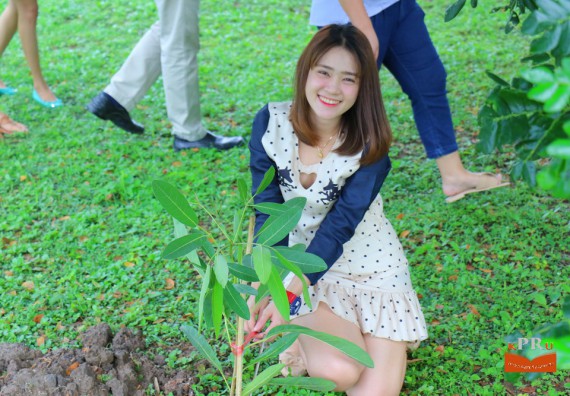 ภาพกิจกรรม คณะวิทยาศาสตร์และเทคโนโลยี เข้าร่วมโครงการ “ปลูกป่าเฉลิมพระเกียรติแม่ของแผ่นดิน”