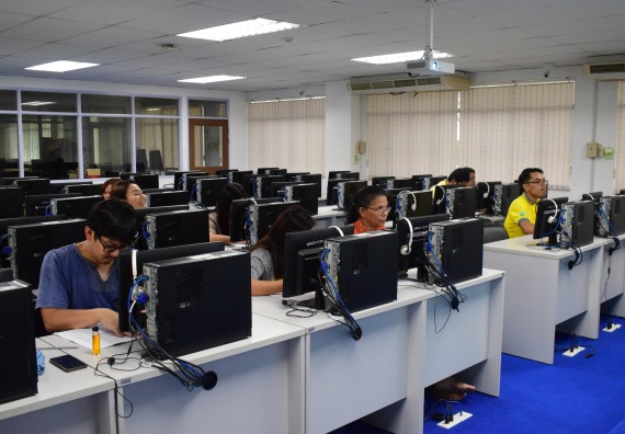 ภาพกิจกรรม คณะวิทยาศาสตร์และเทคโนโลยี เข้าร่วมโครงการอบรมหลักการเขียนภาษาอังกฤษเบื้องต้น