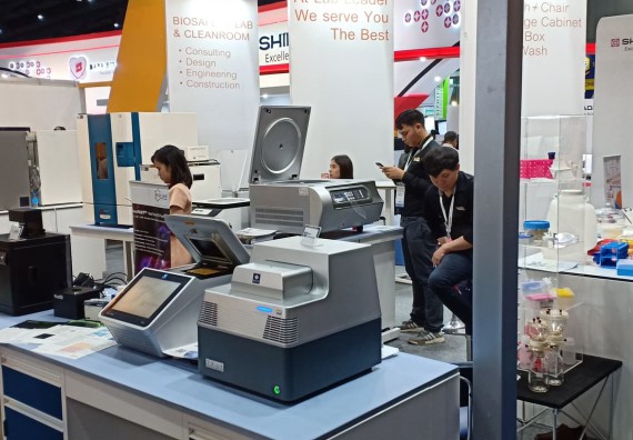 ภาพกิจกรรม คณะวิทยาศาสตร์และเทคโนโลยี จัดกิจกรรมพัฒนาบุคลากรด้านวิทยาศาสตร์และเทคโนโลยี