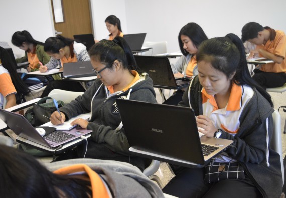 ภาพกิจกรรม คณะวิทยาศาสตร์และเทคโนโลยี จัดอบรมพัฒนาสมรรถนะการทำวิจัยเฉพาะด้าน