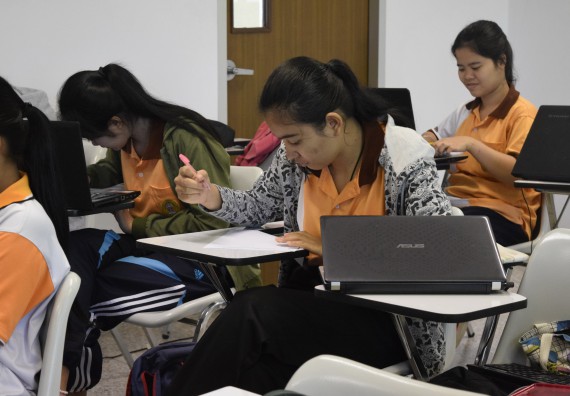 ภาพกิจกรรม คณะวิทยาศาสตร์และเทคโนโลยี จัดอบรมพัฒนาสมรรถนะการทำวิจัยเฉพาะด้าน