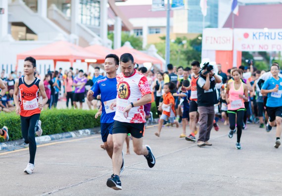 ภาพกิจกรรม คณะวิทยาศาสตร์และเทคโนโลยี เข้าร่วมกิจกรรม KPRU So Fun Run Say No Foam งานเดินวิ่งเพื่อสุขภาพ รักสุขภาพ เลิกใช้โฟม