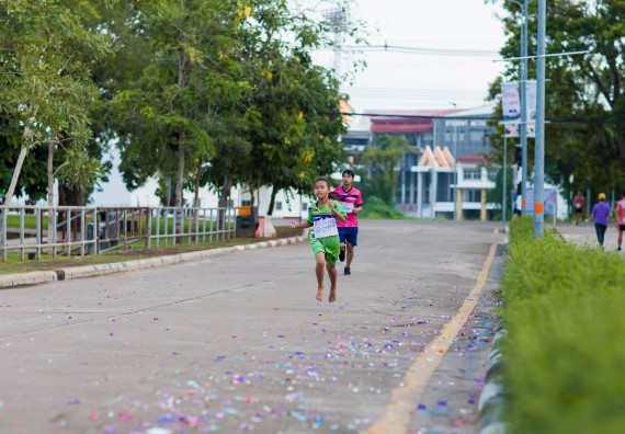 ภาพกิจกรรม คณะวิทยาศาสตร์และเทคโนโลยี เข้าร่วมกิจกรรม KPRU So Fun Run Say No Foam งานเดินวิ่งเพื่อสุขภาพ รักสุขภาพ เลิกใช้โฟม