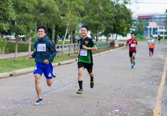 ภาพกิจกรรม คณะวิทยาศาสตร์และเทคโนโลยี เข้าร่วมกิจกรรม KPRU So Fun Run Say No Foam งานเดินวิ่งเพื่อสุขภาพ รักสุขภาพ เลิกใช้โฟม