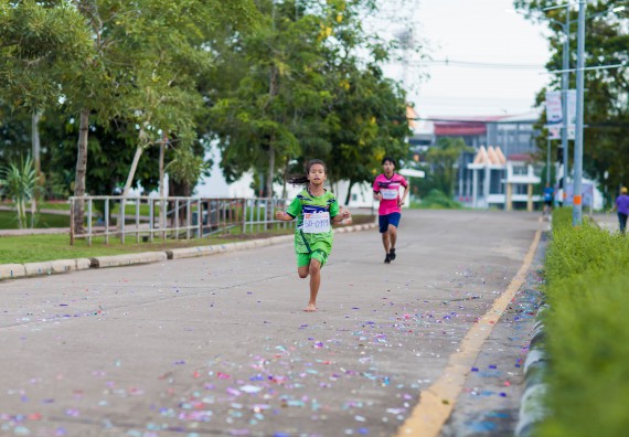 ภาพกิจกรรม คณะวิทยาศาสตร์และเทคโนโลยี เข้าร่วมกิจกรรม KPRU So Fun Run Say No Foam งานเดินวิ่งเพื่อสุขภาพ รักสุขภาพ เลิกใช้โฟม