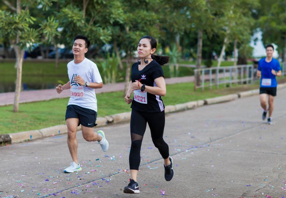 ภาพกิจกรรม คณะวิทยาศาสตร์และเทคโนโลยี เข้าร่วมกิจกรรม KPRU So Fun Run Say No Foam งานเดินวิ่งเพื่อสุขภาพ รักสุขภาพ เลิกใช้โฟม