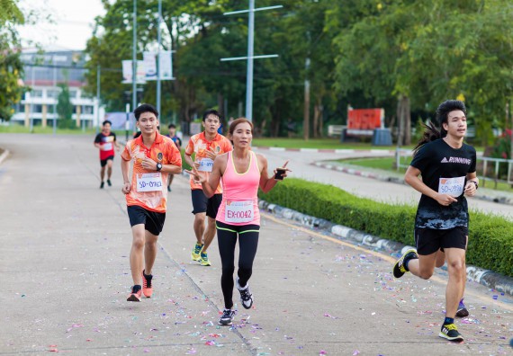 ภาพกิจกรรม คณะวิทยาศาสตร์และเทคโนโลยี เข้าร่วมกิจกรรม KPRU So Fun Run Say No Foam งานเดินวิ่งเพื่อสุขภาพ รักสุขภาพ เลิกใช้โฟม