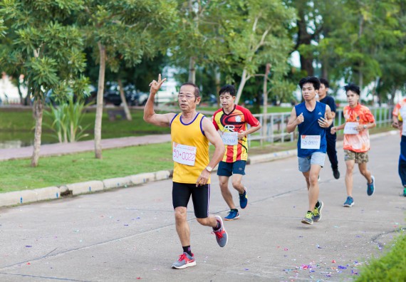 ภาพกิจกรรม คณะวิทยาศาสตร์และเทคโนโลยี เข้าร่วมกิจกรรม KPRU So Fun Run Say No Foam งานเดินวิ่งเพื่อสุขภาพ รักสุขภาพ เลิกใช้โฟม