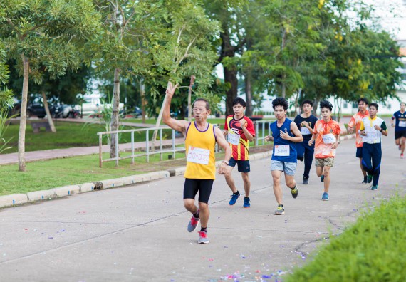 ภาพกิจกรรม คณะวิทยาศาสตร์และเทคโนโลยี เข้าร่วมกิจกรรม KPRU So Fun Run Say No Foam งานเดินวิ่งเพื่อสุขภาพ รักสุขภาพ เลิกใช้โฟม