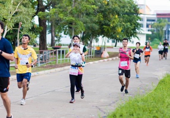 ภาพกิจกรรม คณะวิทยาศาสตร์และเทคโนโลยี เข้าร่วมกิจกรรม KPRU So Fun Run Say No Foam งานเดินวิ่งเพื่อสุขภาพ รักสุขภาพ เลิกใช้โฟม
