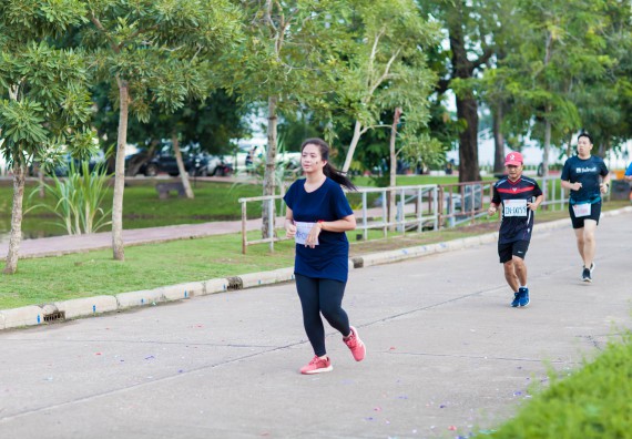 ภาพกิจกรรม คณะวิทยาศาสตร์และเทคโนโลยี เข้าร่วมกิจกรรม KPRU So Fun Run Say No Foam งานเดินวิ่งเพื่อสุขภาพ รักสุขภาพ เลิกใช้โฟม