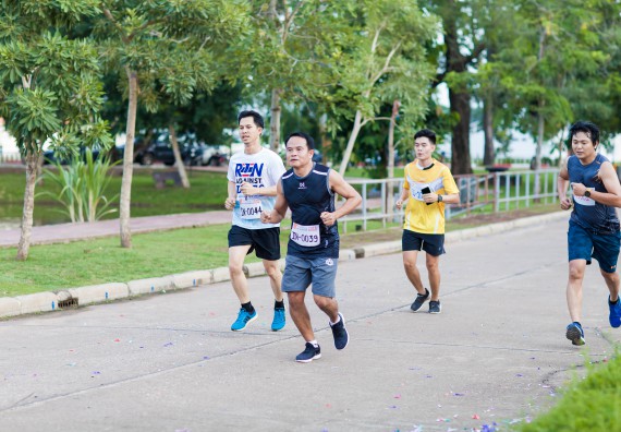 ภาพกิจกรรม คณะวิทยาศาสตร์และเทคโนโลยี เข้าร่วมกิจกรรม KPRU So Fun Run Say No Foam งานเดินวิ่งเพื่อสุขภาพ รักสุขภาพ เลิกใช้โฟม