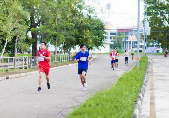 ภาพกิจกรรม คณะวิทยาศาสตร์และเทคโนโลยี เข้าร่วมกิจกรรม KPRU So Fun Run Say No Foam งานเดินวิ่งเพื่อสุขภาพ รักสุขภาพ เลิกใช้โฟม