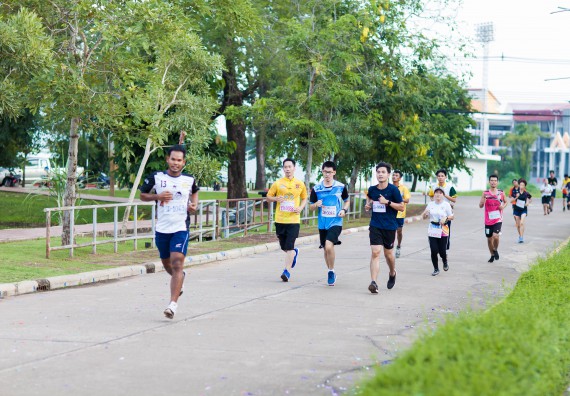 ภาพกิจกรรม คณะวิทยาศาสตร์และเทคโนโลยี เข้าร่วมกิจกรรม KPRU So Fun Run Say No Foam งานเดินวิ่งเพื่อสุขภาพ รักสุขภาพ เลิกใช้โฟม