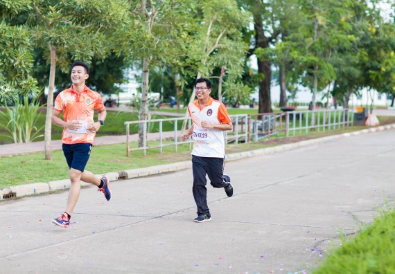 ภาพกิจกรรม คณะวิทยาศาสตร์และเทคโนโลยี เข้าร่วมกิจกรรม KPRU So Fun Run Say No Foam งานเดินวิ่งเพื่อสุขภาพ รักสุขภาพ เลิกใช้โฟม