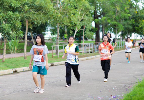 ภาพกิจกรรม คณะวิทยาศาสตร์และเทคโนโลยี เข้าร่วมกิจกรรม KPRU So Fun Run Say No Foam งานเดินวิ่งเพื่อสุขภาพ รักสุขภาพ เลิกใช้โฟม