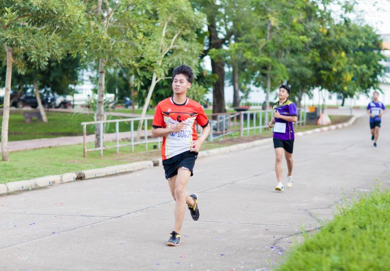 ภาพกิจกรรม คณะวิทยาศาสตร์และเทคโนโลยี เข้าร่วมกิจกรรม KPRU So Fun Run Say No Foam งานเดินวิ่งเพื่อสุขภาพ รักสุขภาพ เลิกใช้โฟม