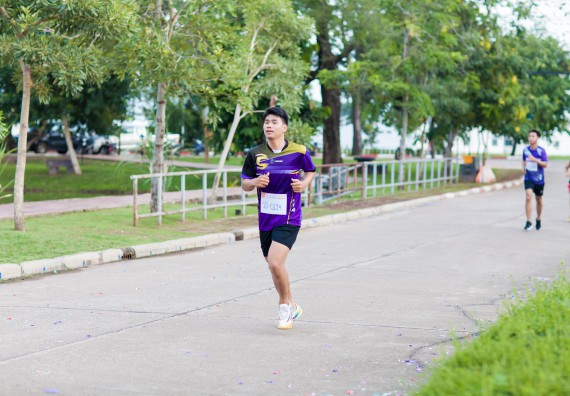 ภาพกิจกรรม คณะวิทยาศาสตร์และเทคโนโลยี เข้าร่วมกิจกรรม KPRU So Fun Run Say No Foam งานเดินวิ่งเพื่อสุขภาพ รักสุขภาพ เลิกใช้โฟม