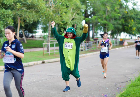 ภาพกิจกรรม คณะวิทยาศาสตร์และเทคโนโลยี เข้าร่วมกิจกรรม KPRU So Fun Run Say No Foam งานเดินวิ่งเพื่อสุขภาพ รักสุขภาพ เลิกใช้โฟม