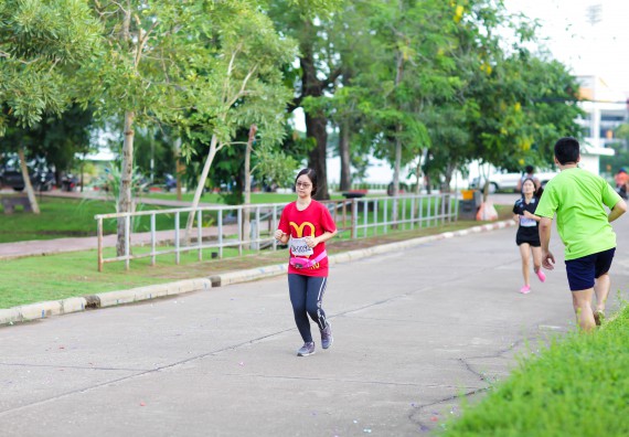 ภาพกิจกรรม คณะวิทยาศาสตร์และเทคโนโลยี เข้าร่วมกิจกรรม KPRU So Fun Run Say No Foam งานเดินวิ่งเพื่อสุขภาพ รักสุขภาพ เลิกใช้โฟม