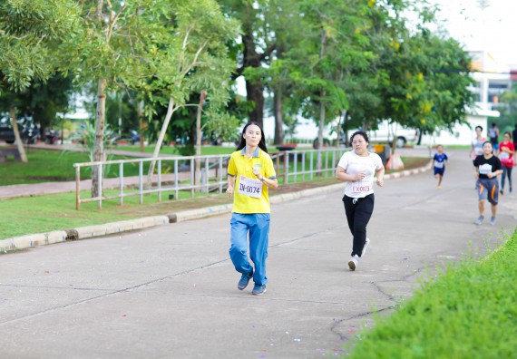 ภาพกิจกรรม คณะวิทยาศาสตร์และเทคโนโลยี เข้าร่วมกิจกรรม KPRU So Fun Run Say No Foam งานเดินวิ่งเพื่อสุขภาพ รักสุขภาพ เลิกใช้โฟม