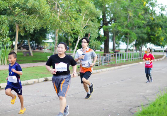 ภาพกิจกรรม คณะวิทยาศาสตร์และเทคโนโลยี เข้าร่วมกิจกรรม KPRU So Fun Run Say No Foam งานเดินวิ่งเพื่อสุขภาพ รักสุขภาพ เลิกใช้โฟม