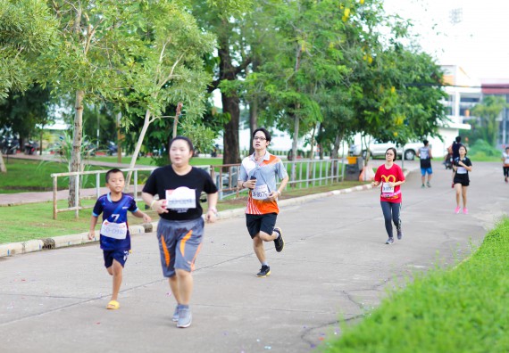 ภาพกิจกรรม คณะวิทยาศาสตร์และเทคโนโลยี เข้าร่วมกิจกรรม KPRU So Fun Run Say No Foam งานเดินวิ่งเพื่อสุขภาพ รักสุขภาพ เลิกใช้โฟม