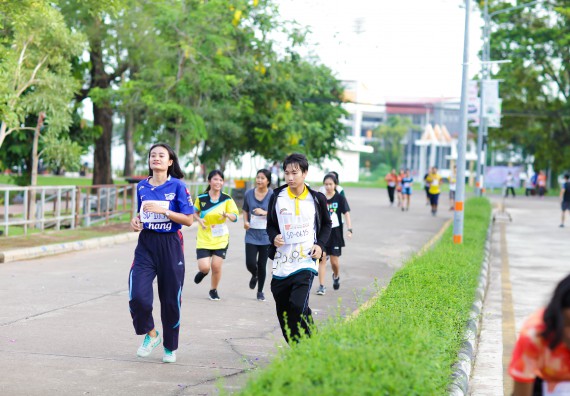 ภาพกิจกรรม คณะวิทยาศาสตร์และเทคโนโลยี เข้าร่วมกิจกรรม KPRU So Fun Run Say No Foam งานเดินวิ่งเพื่อสุขภาพ รักสุขภาพ เลิกใช้โฟม