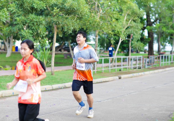 ภาพกิจกรรม คณะวิทยาศาสตร์และเทคโนโลยี เข้าร่วมกิจกรรม KPRU So Fun Run Say No Foam งานเดินวิ่งเพื่อสุขภาพ รักสุขภาพ เลิกใช้โฟม