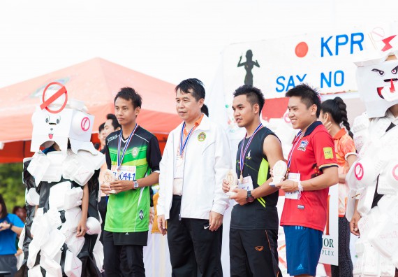 ภาพกิจกรรม คณะวิทยาศาสตร์และเทคโนโลยี เข้าร่วมกิจกรรม KPRU So Fun Run Say No Foam งานเดินวิ่งเพื่อสุขภาพ รักสุขภาพ เลิกใช้โฟม