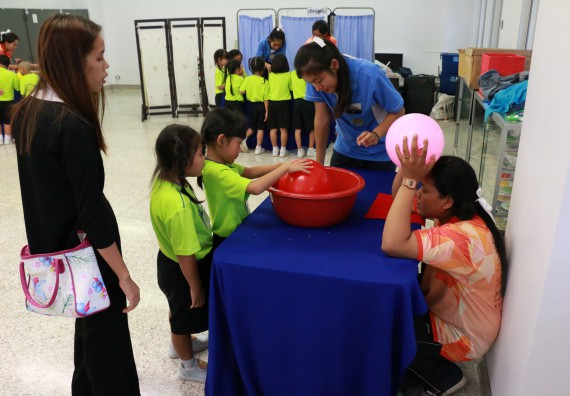 ภาพกิจกรรม คณะวิทยาศาสตร์และเทคโนโลยี จัดค่ายวิทยาศาสตร์โรงเรียนสาธิตฯ อนุบาล