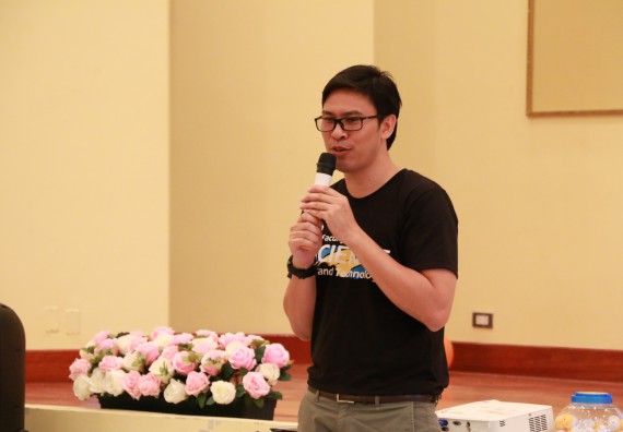 ภาพกิจกรรม คณะวิทยาศาสตร์และเทคโนโลยี จัดค่ายวิทยาศาสตร์โรงเรียนสาธิตฯ อนุบาล