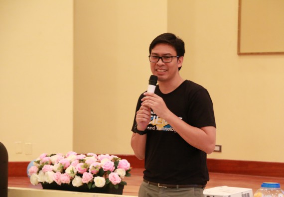 ภาพกิจกรรม คณะวิทยาศาสตร์และเทคโนโลยี จัดค่ายวิทยาศาสตร์โรงเรียนสาธิตฯ อนุบาล