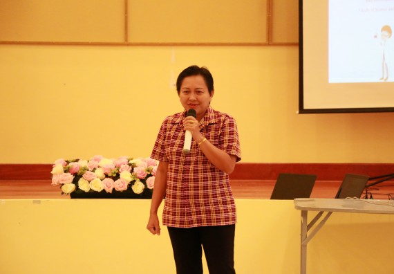 ภาพกิจกรรม คณะวิทยาศาสตร์และเทคโนโลยี จัดค่ายวิทยาศาสตร์โรงเรียนสาธิตฯ อนุบาล