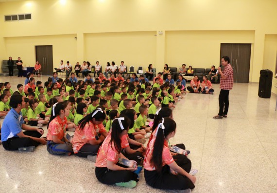 ภาพกิจกรรม คณะวิทยาศาสตร์และเทคโนโลยี จัดค่ายวิทยาศาสตร์โรงเรียนสาธิตฯ อนุบาล