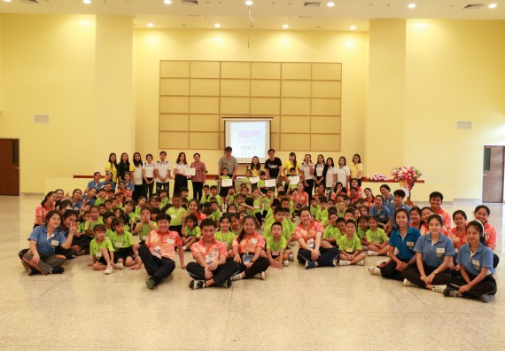 ภาพกิจกรรม คณะวิทยาศาสตร์และเทคโนโลยี จัดค่ายวิทยาศาสตร์โรงเรียนสาธิตฯ อนุบาล