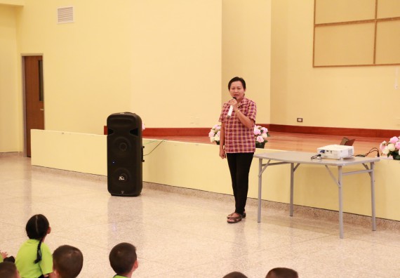 ภาพกิจกรรม คณะวิทยาศาสตร์และเทคโนโลยี จัดค่ายวิทยาศาสตร์โรงเรียนสาธิตฯ อนุบาล