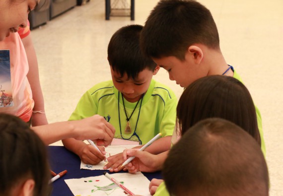 ภาพกิจกรรม คณะวิทยาศาสตร์และเทคโนโลยี จัดค่ายวิทยาศาสตร์โรงเรียนสาธิตฯ อนุบาล