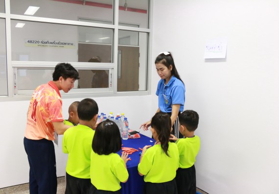 ภาพกิจกรรม คณะวิทยาศาสตร์และเทคโนโลยี จัดค่ายวิทยาศาสตร์โรงเรียนสาธิตฯ อนุบาล