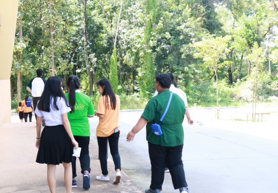 ภาพกิจกรรม คณะวิทยาศาสตร์และเทคโนโลยี เข้าร่วมกิจกรรม Big Cleaning Day ทำลายแหล่งเพาะพันธ์ลูกน้ำยุงลายภายในหน่วยงาน