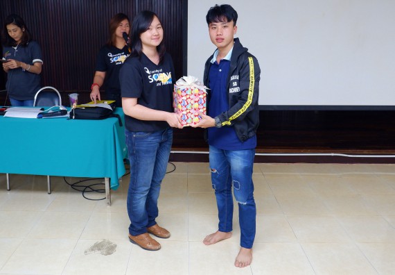 ภาพกิจกรรม โปรแกรมวิชาเคมี จัดอบรมเชิงปฏิบัติการพัฒนานักศึกษาครูด้วยแนวทางการศึกษาแบบสะเต็ม (STEM)