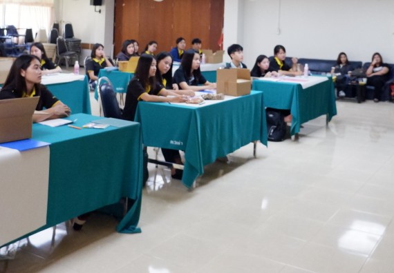 ภาพกิจกรรม โปรแกรมวิชาเคมี จัดอบรมเชิงปฏิบัติการพัฒนานักศึกษาครูด้วยแนวทางการศึกษาแบบสะเต็ม (STEM)